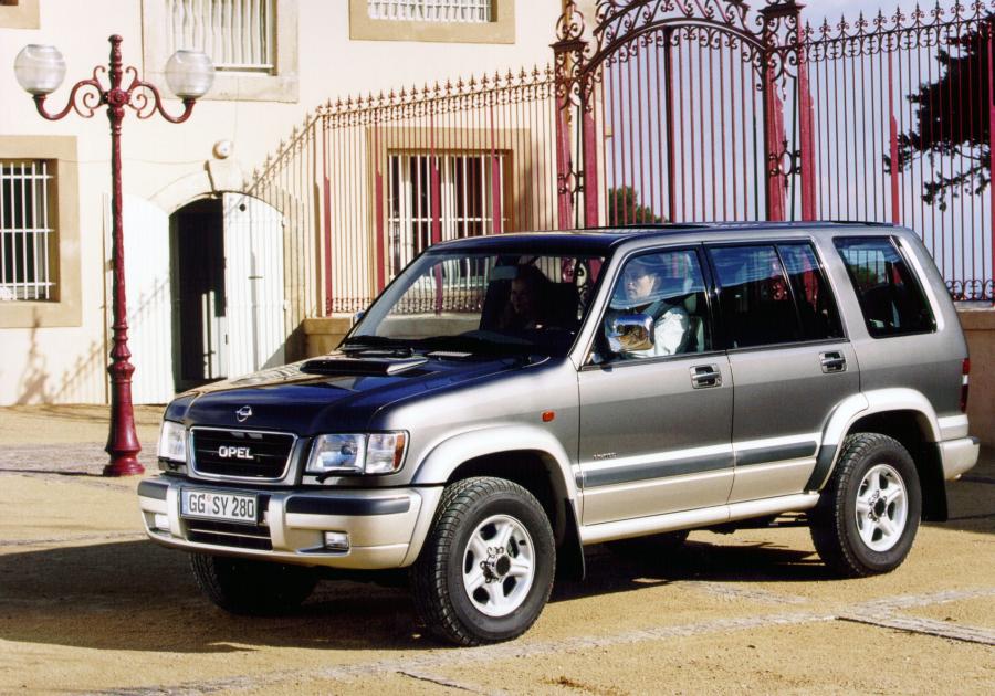  Opel Monterey 3.5 V6 Limited 1998 года  (фото 30 из 36)